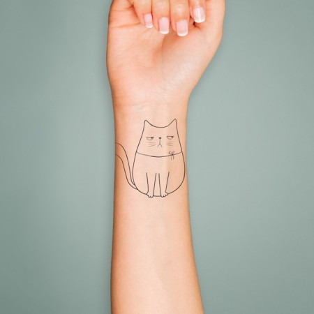 Tattoo on the body Black "Serious Cat" 6x6 cm-2
