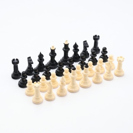 The chess figures are everyday, the king h = 7 cm, pawn-4 cm, plastic-2