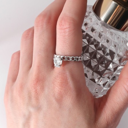 Ring "Wealth" drop on the chain, white color in silver, size 17-2