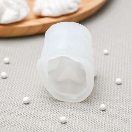 Mold "Bulldog", silicone, 4 × 5 × 4.5 cm, white color-1