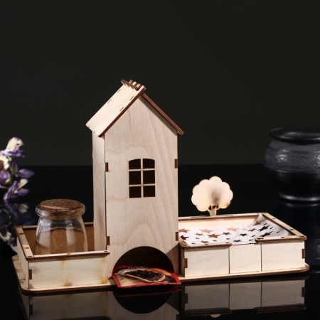 Tea house "Spacious with the yard", with a napkin/candy, a place for salt martyr/polling