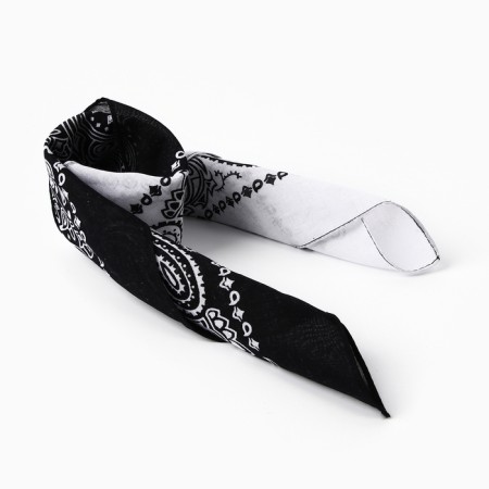 Women's scarf, white/black color, size 53-53-2