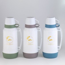 Thermos 1.8 l, with a glass flask, retains heat 12 hours, with a mug, mix