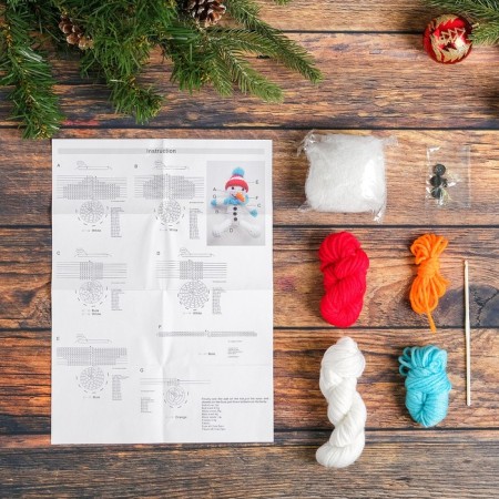 Set for creating a toy from yarn "Snowman in a hat"-1