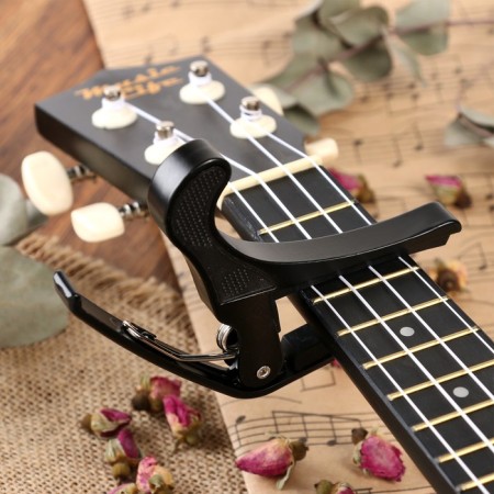 Capodastr for Ukulelet, mix-1