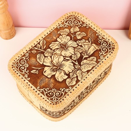 Batonnitsa "Lilia", on the hinges, 22.5 × 16 × 11 cm, birch bark-4