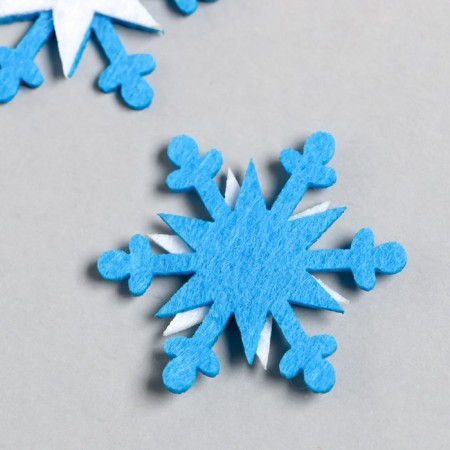 Decor for the creativity of the felt "Snowflakes" set of 5 pcs 4.7x4.7 cm-1