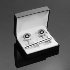 Set of men's “cufflink + tie clip” circle with engraving, black and white color in silver