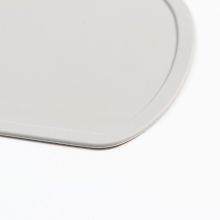 Silicone rug under the bowl "Cloud", 48 x 27 cm, gray-5