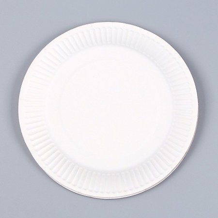 A set of paper dishes is a disposable machine ”: 6 plates, 1 garland, 6 glasses, 6 caps-5