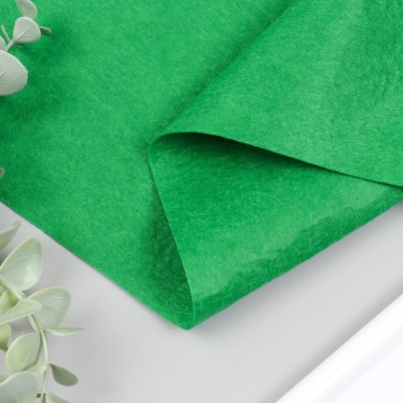 Soft 1 mm felt in the rolon "Forest green" 50x70 cm