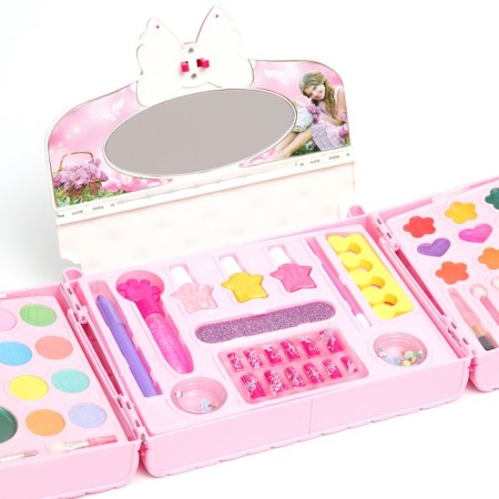 Cosmetics set for the girl "Suitcase"-3