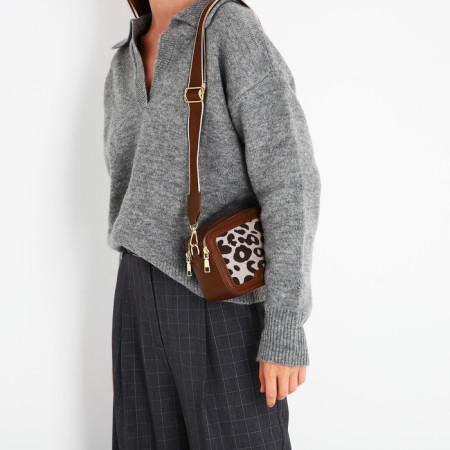 Cross-Bodi Bag on a zipper, brown color-7