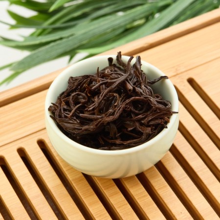 Chinese black tea "Kimun. Tsimen Hong Co", 100 g, 2023-3