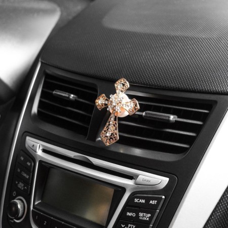 Decoration in a car deflector, cross-1