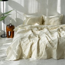 Cover with pillowcases 