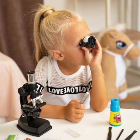 Set for the study of the microworld "Microscope + Kaleidoscope", 14 objects, lighting effects, works from batteries-7