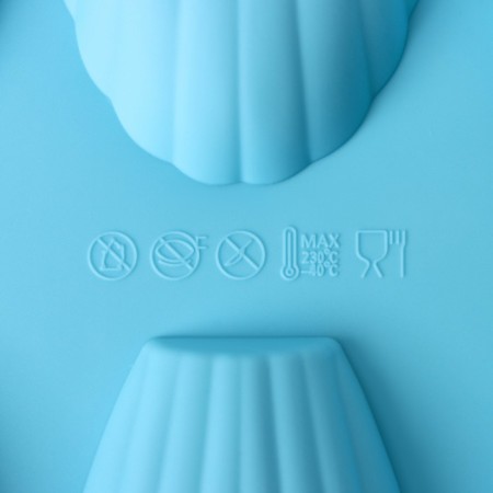 The form for baking the share "Underwater world. Shell ”, silicone, 28 × 17 × 2 cm, 9 cells (6.7 × 4.5 × 1.3 cm), blue color-5