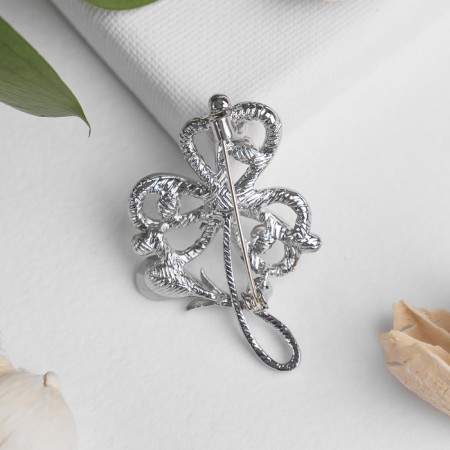 Brooch "Flower of desire", white color in silver-1