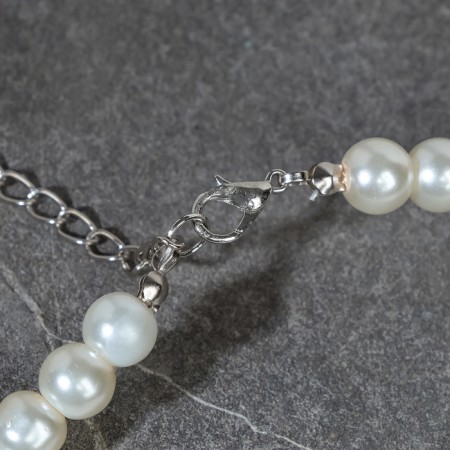 Set 2 objects: earrings, Antoinette necklace and a number of beads, white color in silver, 40 cm-2