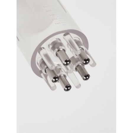 Massager d/head with the reservoir D2.7*5.5cm 5ml measuring scale plastic K/box QF-3