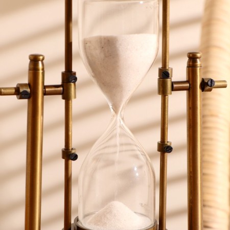 Sanding clock "Rotation" Brass (5 min)-4