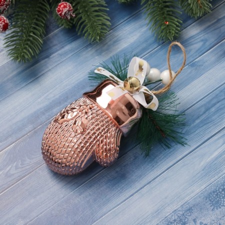 Christmas tree decoration "Handle with berries" 12x6.5 cm, pink-1