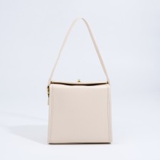 Cross-Body bag on the valve, the color of the milk