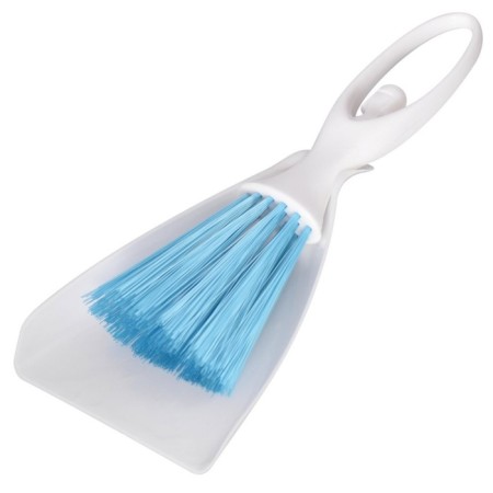 Brush with a scoop-1