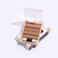 Palette of shadows for eyelids, 4 colors
