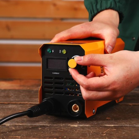 Welding apparatus inverter 250a Deko DKWM250A MINI, 4200 W, 20-250 A, D = 1.6-3.2 mm-8