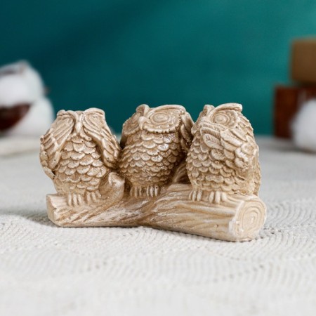 Figure "Three Owls on the pole" brown, 10x6x5cm-1
