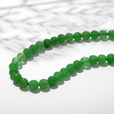 Beads on threads ball No. 6 faceted "agate green" (58 beads)