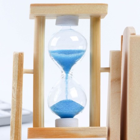 Organizer for the office with sand clock (2 in 1) “Read a little?”, 9.5 x 13.5 cm-6