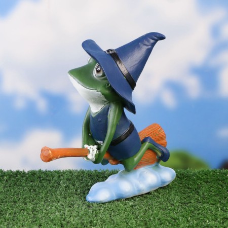 Garden figure "Witch Frog" 22x22x7cm-1