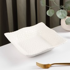 Ceramic “airiness” salad bowl, 800 ml, d = 21.7 cm, white color