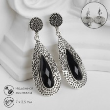 Hanging earrings with rhinestones 