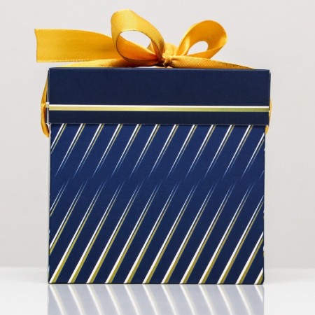 Self -charging box "embossing" 10x10x10 cm-1