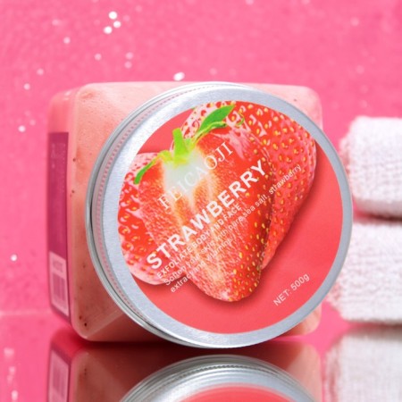 Cream-scrub for body renewing with strawberries 500 ml-1