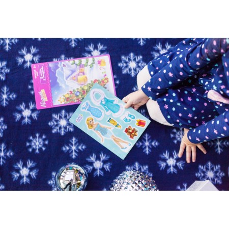 Magnetic game "Dress the doll: visiting the Snow Maiden"-8