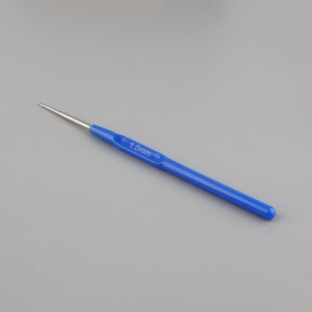 Knitting hook, with a plastic handle, d = 1 mm, 13.5 cm, blue color-1
