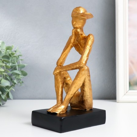 Polystone souvenir "Man in the cap. Reflections" gold 12x9x23 cm-3