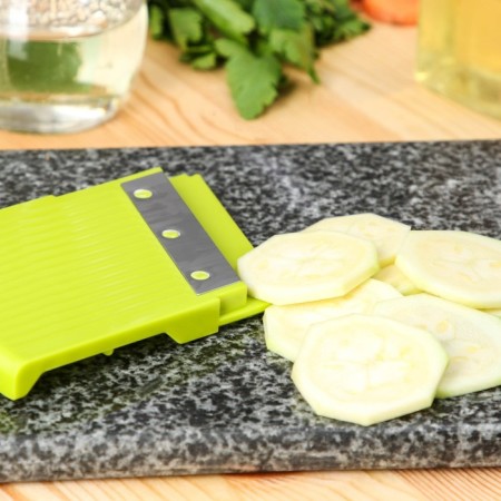 Vegetable engine - Shinkovka with interchangeable nozzles and a shares container, 6 nozzles, 14 × 12.5 × 38.1 cm, white, green color-9