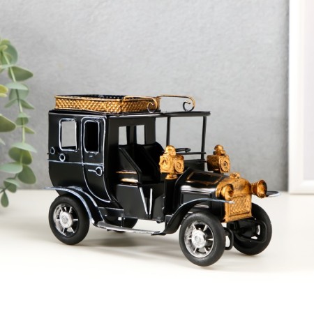 Metal souvenir "Retro. Black-gold car" 16.7x7.7x11 cm