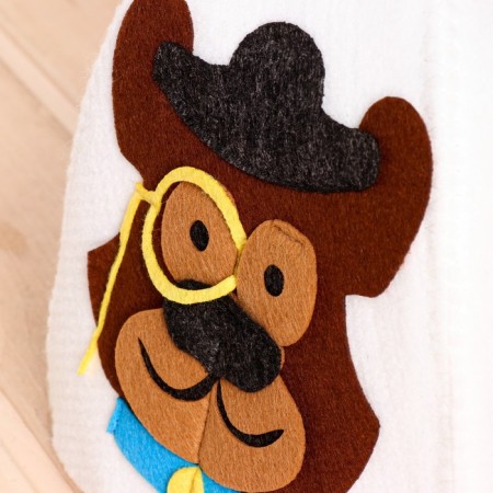 Bath cap with applique "sir dog"-2
