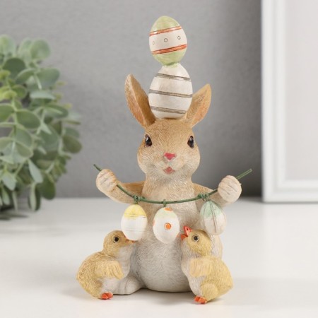 Polystone souvenir "Bunny with Easter testicles and chicks" 9.5x9x16 cm