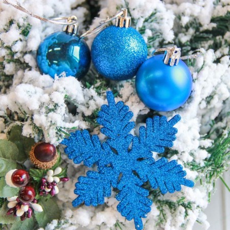 A set of jewelry plastic 24 pcs "Star" (balls, snowflakes) blue