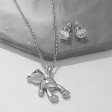 Set 2 objects: earrings, pendant 