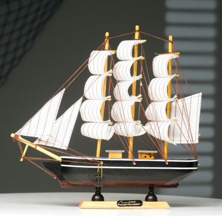 Souvenir average “Amalia” ship, mix