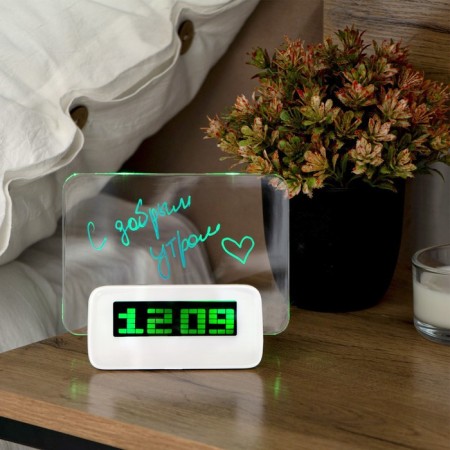 Luazon LB-16 “Message” alarm clock, with a marker, green backlight, white